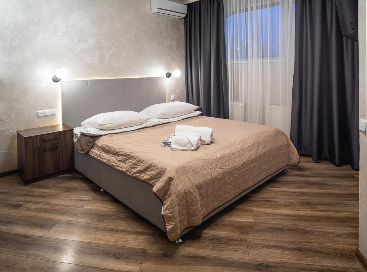 Safari-Club Otel Vinnitsya Dış mekan fotoğraf