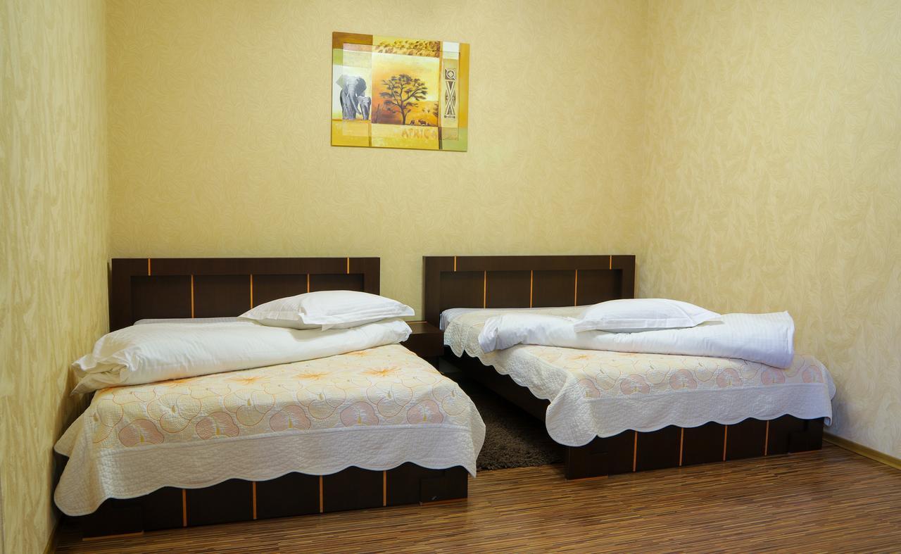 Safari-Club Otel Vinnitsya Dış mekan fotoğraf
